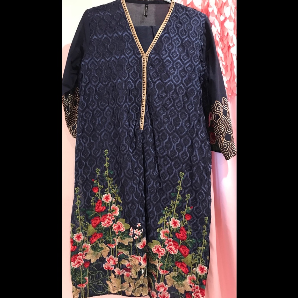 Mausamry 2 peice suit blue with embroidery